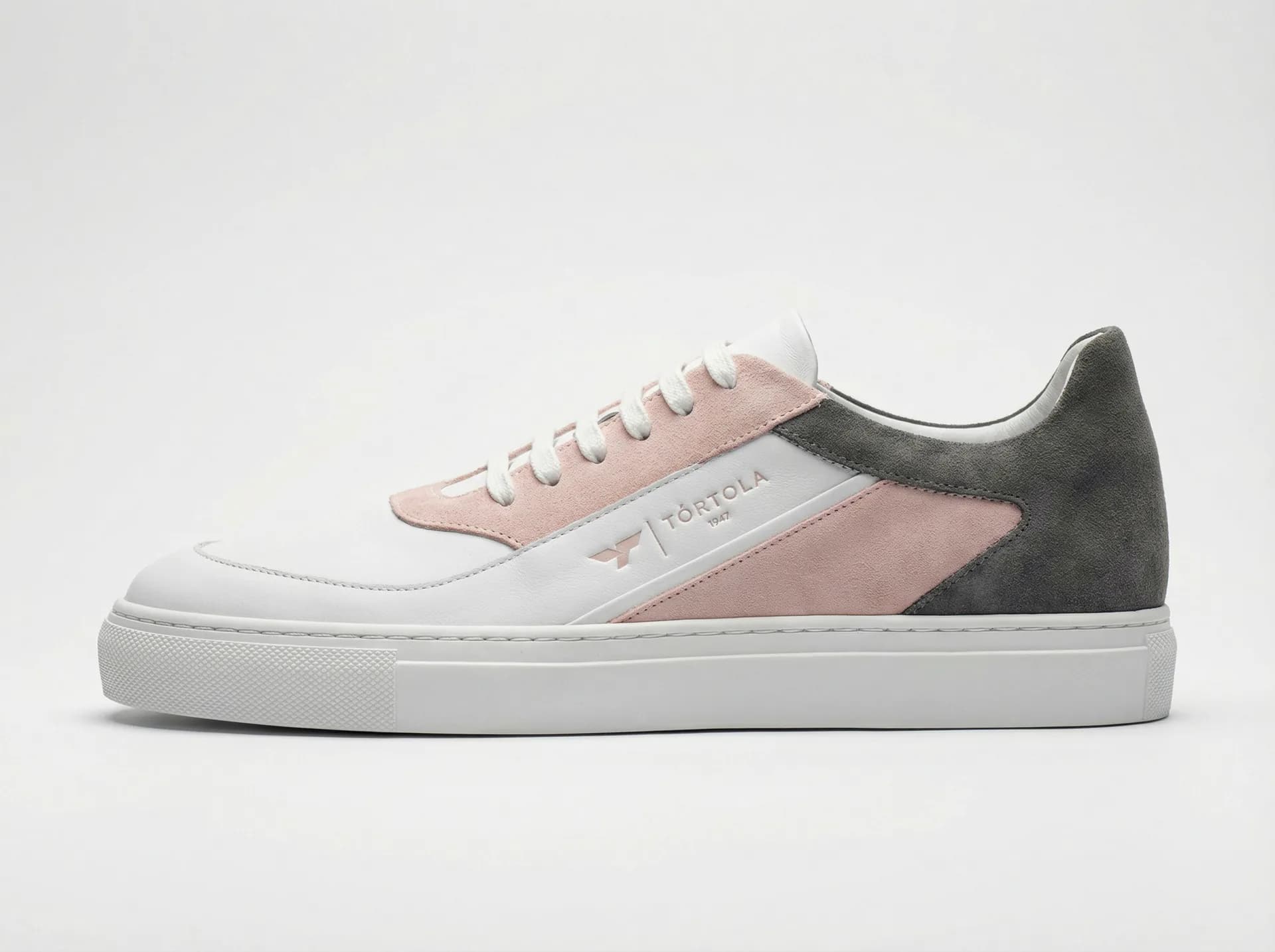 Sneaker generated from a reference sketch, product photography